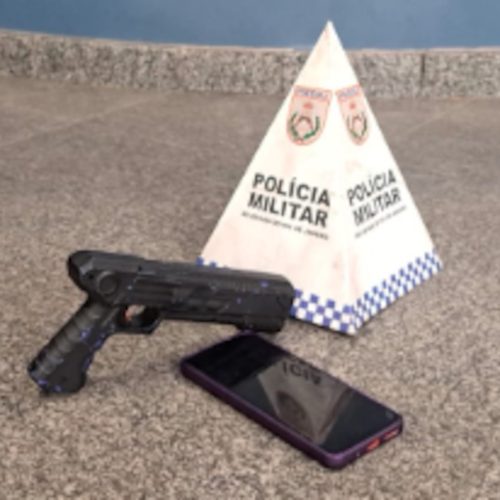 Suspeito é preso após roubo de celular em Nova Iguaçu