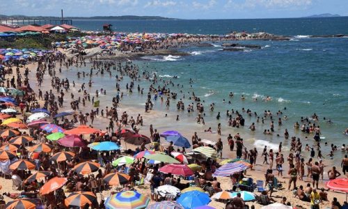 FERIADÃO MOVIMENTA ESTRADAS E RIO DAS OSTRAS REGISTRA 82% DE OCUPAÇÃO HOTELEIRA